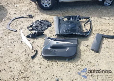 2022 Hyundai Tucson Sel z USA, uszkodzony, nr VIN 5NMJBCAE3NH135975